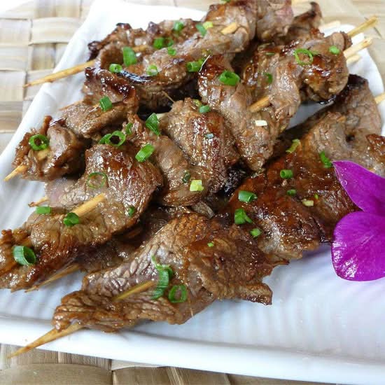 A18 Beef Skewer (4pcs) 牛肉串